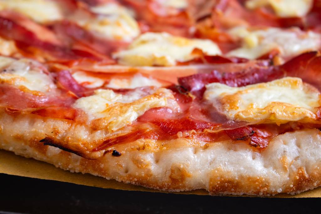 pizza salame pizzeria da gino milano